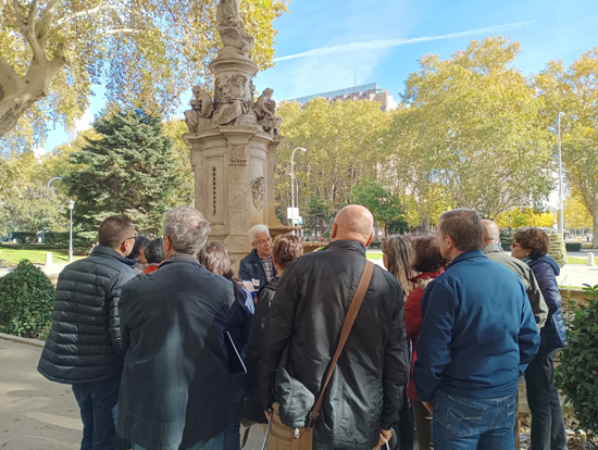 Una interpretación de los siglos XVII y XVIII del Paseo del Prado (historia, geología, etc.)